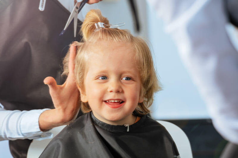 Coupe enfant Coiffeur | Objectifs Beauté